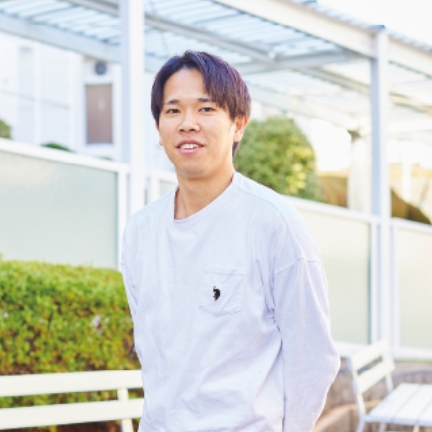 東さん