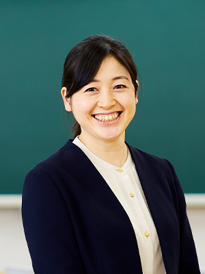 灰藤 友理子